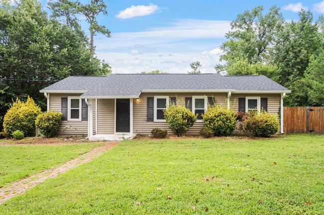 3001 Pinehust Dr, NC 27604