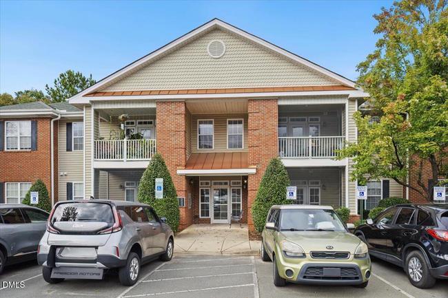512 Weather Ridge Lane, NC 27513