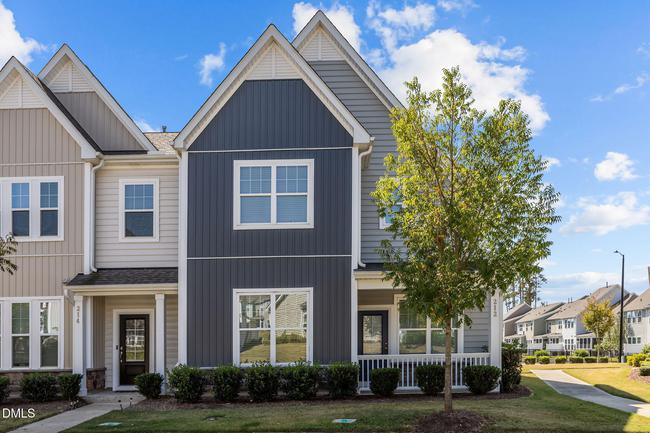 212 Marietta Way, NC 27703