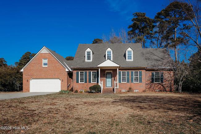 5111 Country Club Drive N, NC 27896