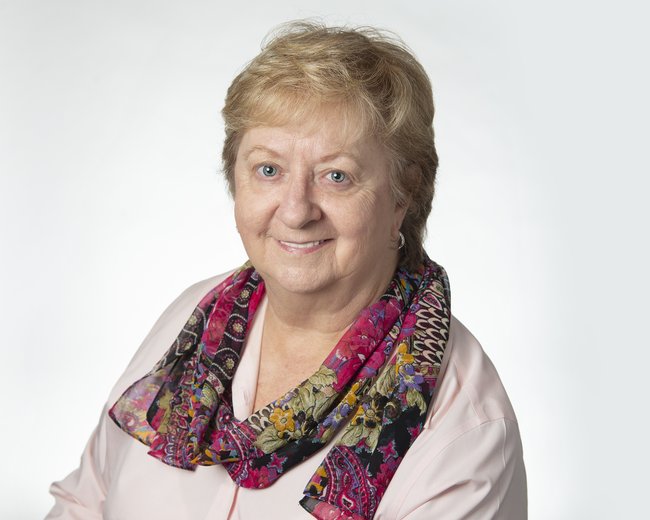 Photo of Linda Chick,