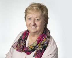 Photo of Linda Chick