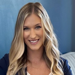 Learn more about Lauren Bryars