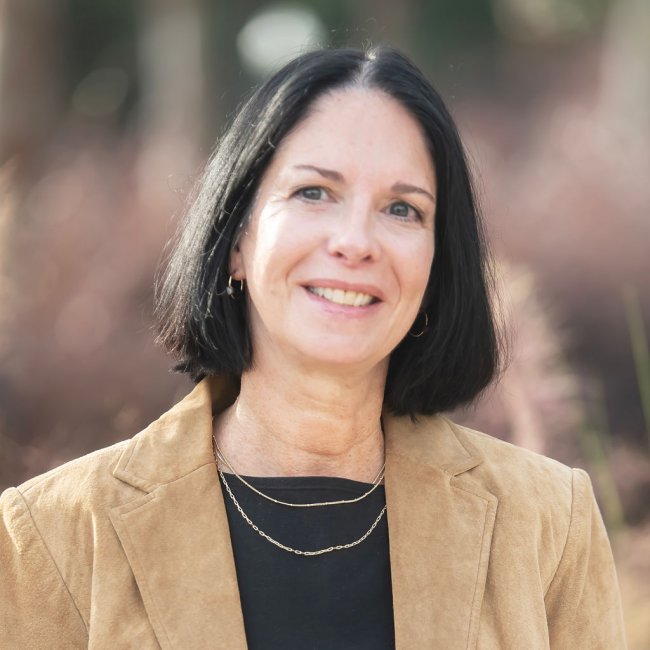 Learn more about Gina Sentell