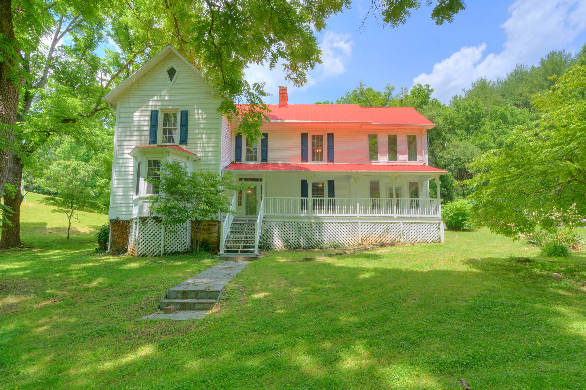 1726WysorRoadDraperVA24324Desi Sowers