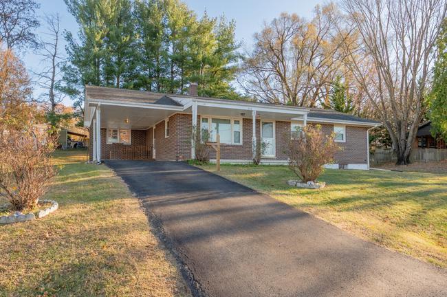 520 Free Street, VA 24084