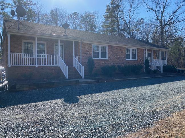 190 Scotts Farms Rd, VA 24504