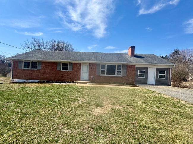 1170 Rainbow Forest Drive, VA 24502