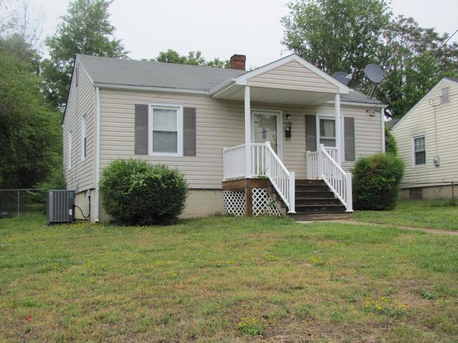 1120 Stratford Rd, VA 24502