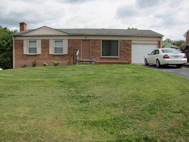 1305 Gillmore Circle, VA 24501