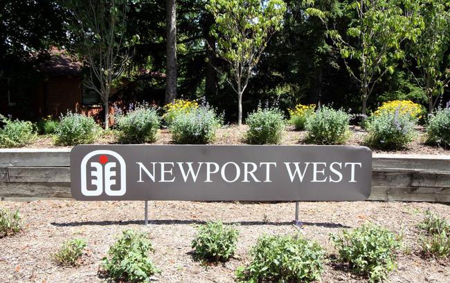 Newport West Condos, Ann Arbor Entrance