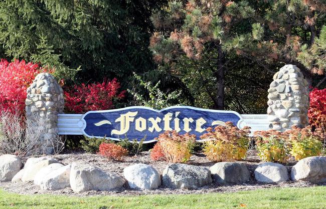 Foxfire Subdivision, Ann Arbor Entrance