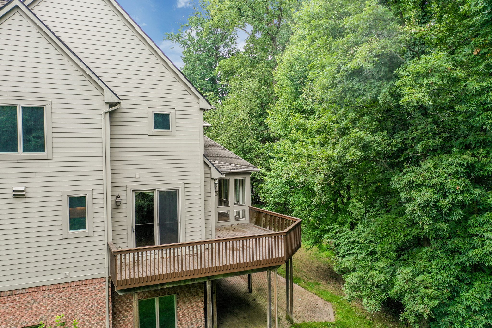 1548 Newport Creek Drive, Ann Arbor, MI 48103. Newport Creek Colonial