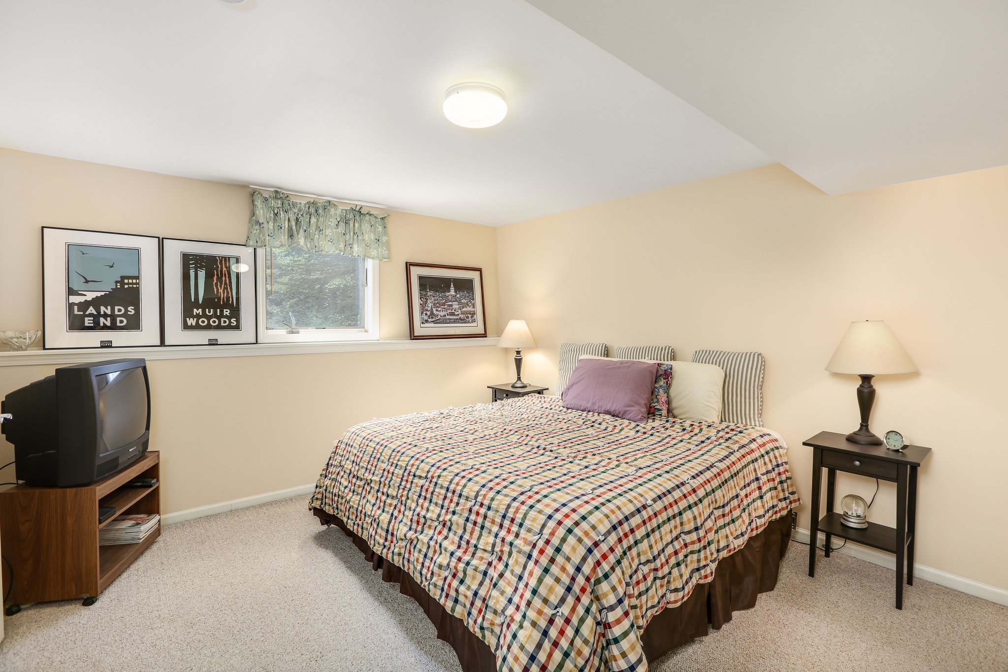 2077 Prairie Dunes Court South, Ann Arbor MI 48108. Brick Colonial in