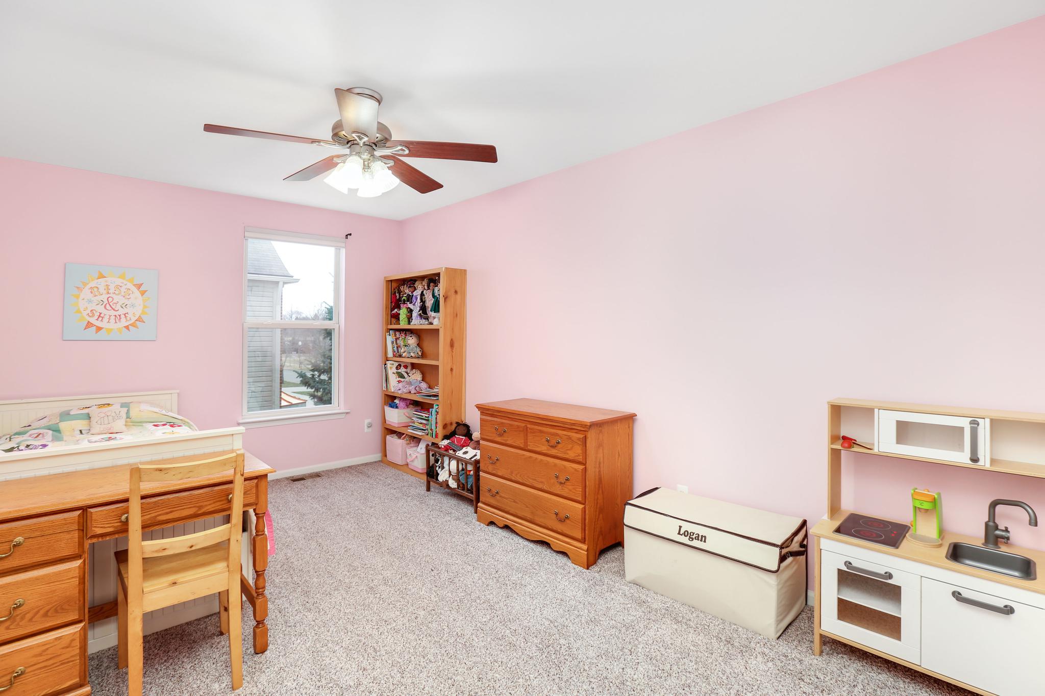 445 Shiloh Drive, Chelsea, MI 48118. Like new Heritage Pointe home