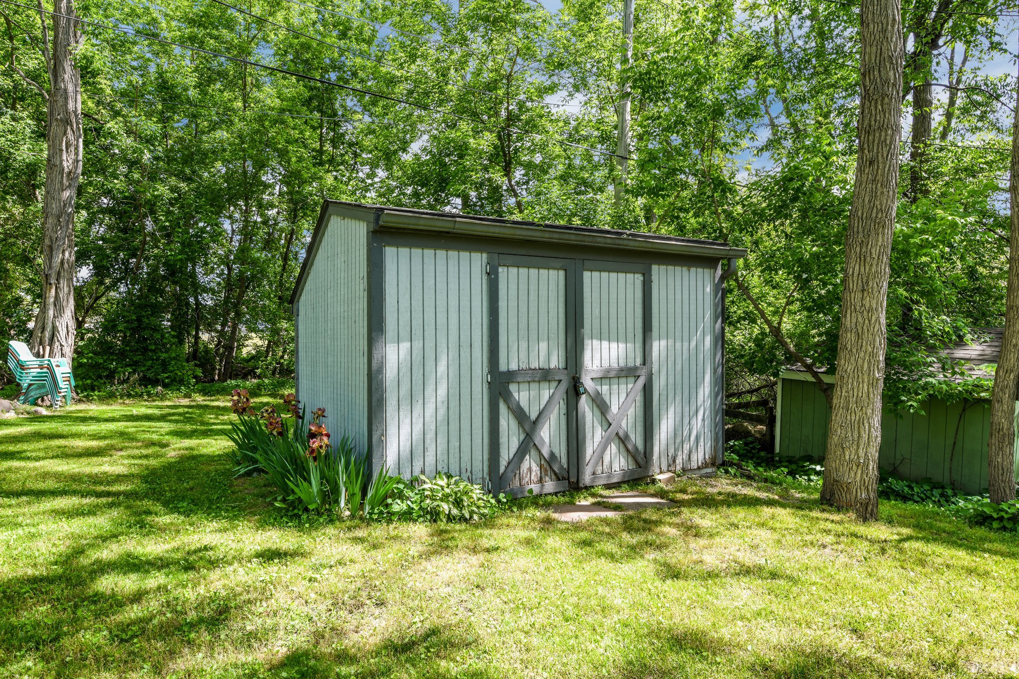 3415 Rush Lake Road, Pinckney, MI 48169. Wonderful SplitLevel home