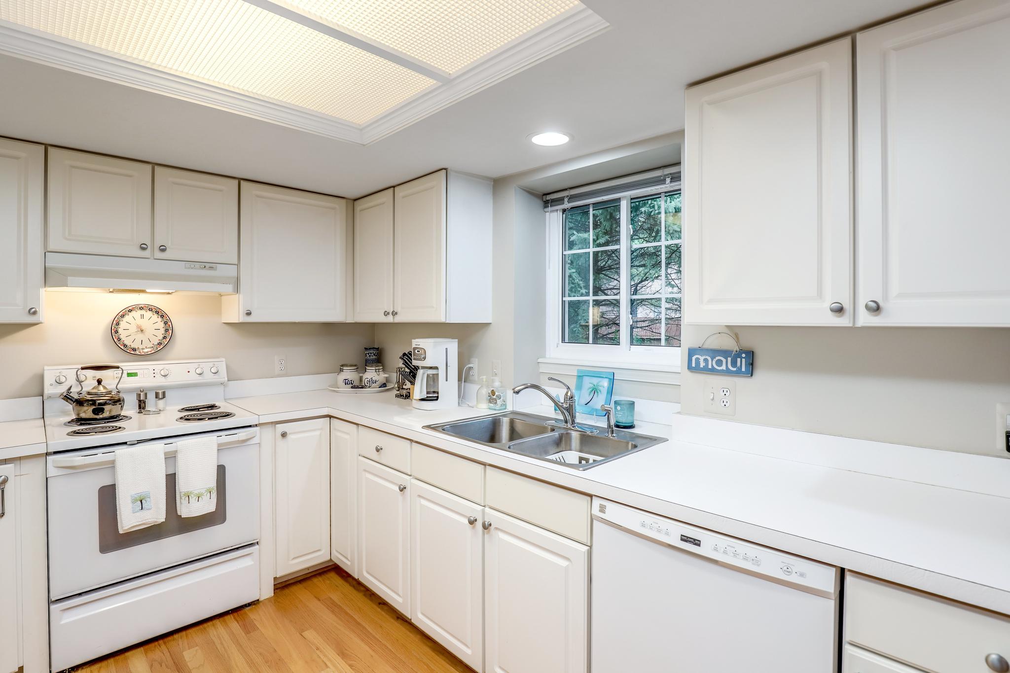 427 Sommerset Ct, Ann Arbor, MI 48103. Detached Condo in Ann Arbor