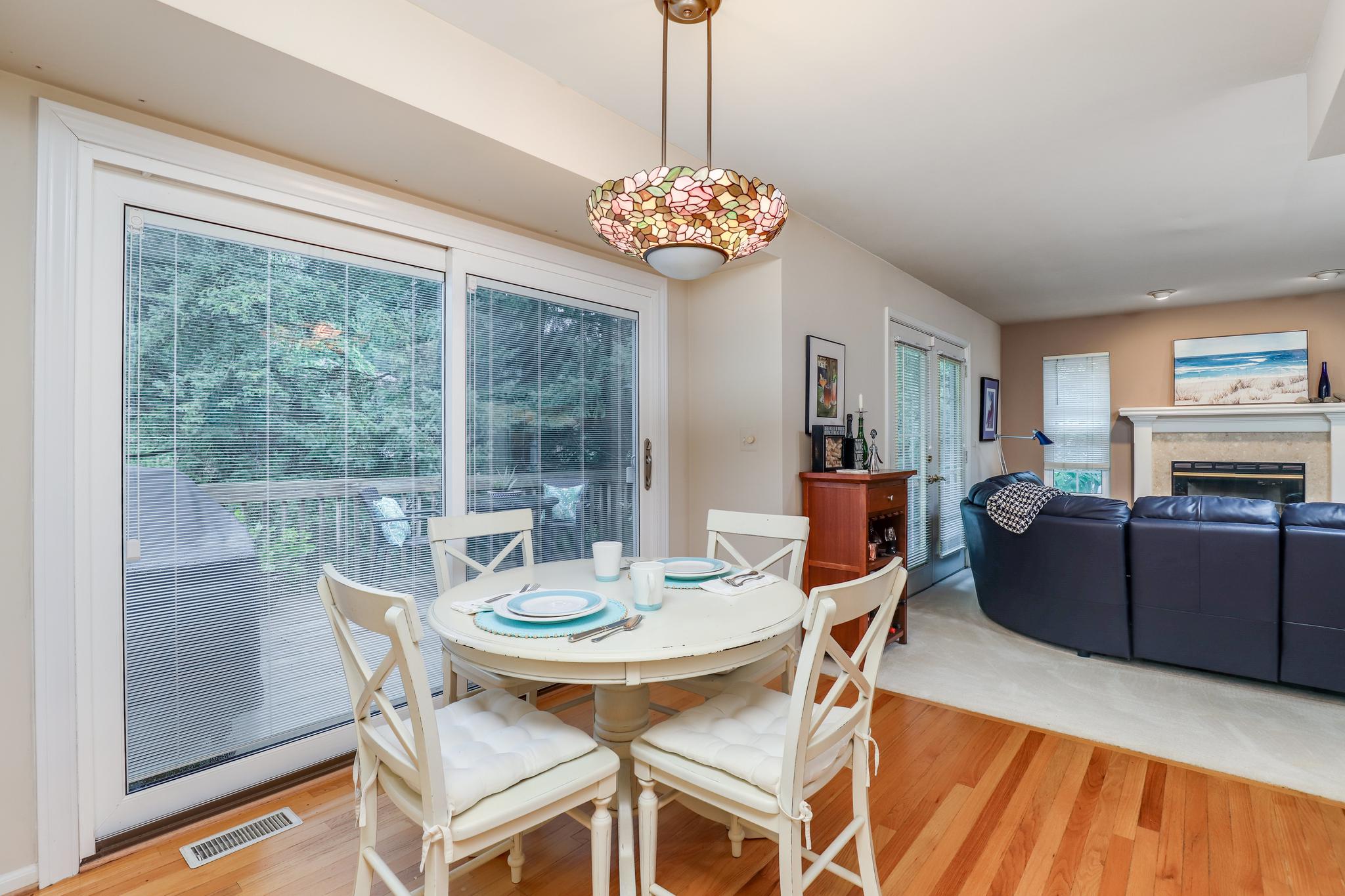 427 Sommerset Ct, Ann Arbor, MI 48103. Detached Condo in Ann Arbor