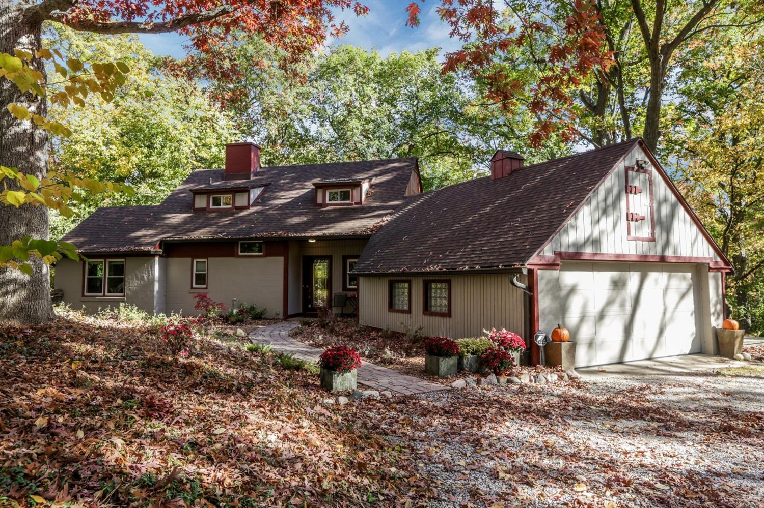 1925 Hogback Road, Ann Arbor, MI 48105. Stylishly updated home with