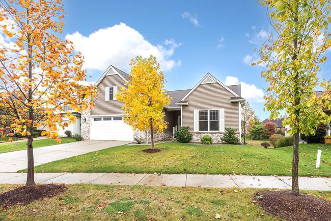 3544 Lexington Cir., MI 48130