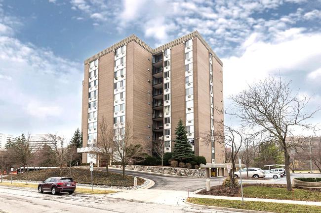 1050 Wall St. #3C, MI 48105