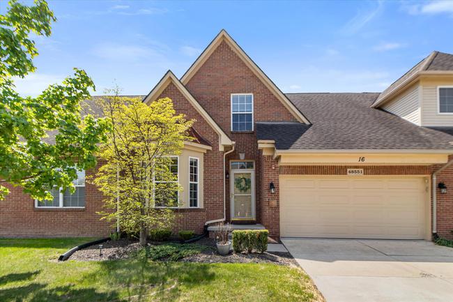 48551 Oak Bridge Dr., MI 48188