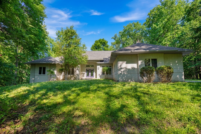 7544 Lake Hollow Ct., MI 48130