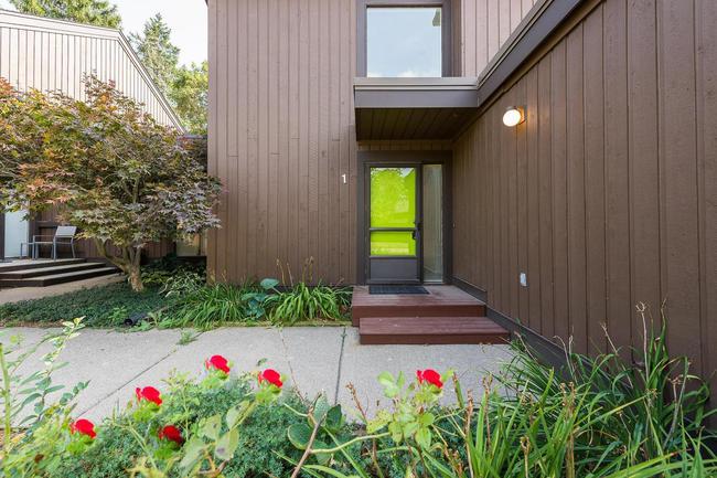 1 Westbury Ct., MI 48105