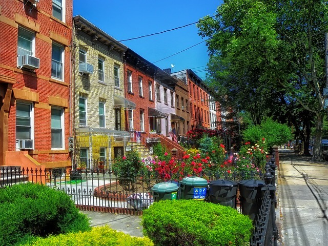 Brownstones are common in Bedford-Stuyvesant