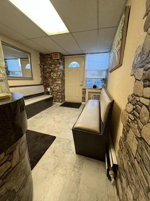 207 Ocean Parkway (1J) , NY 11218