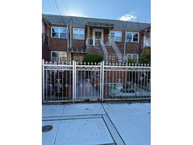 870 East 93rd St , NY 11236