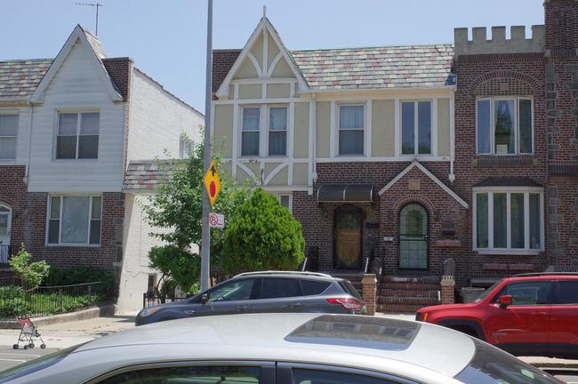 6659 Colonial Road , NY 11220