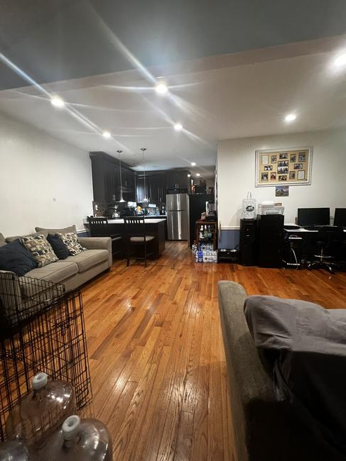 1271 East 88 Street , NY 11236