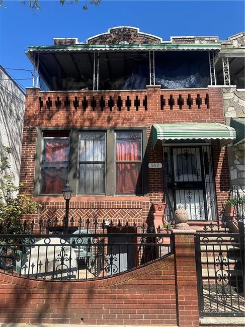 569 Chester St , NY 11212