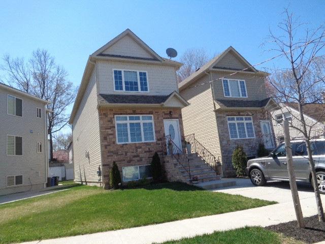 32 Wild Avenue , NY 10314
