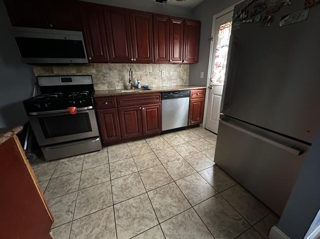 Foch Blvd. Rental , NY 11434