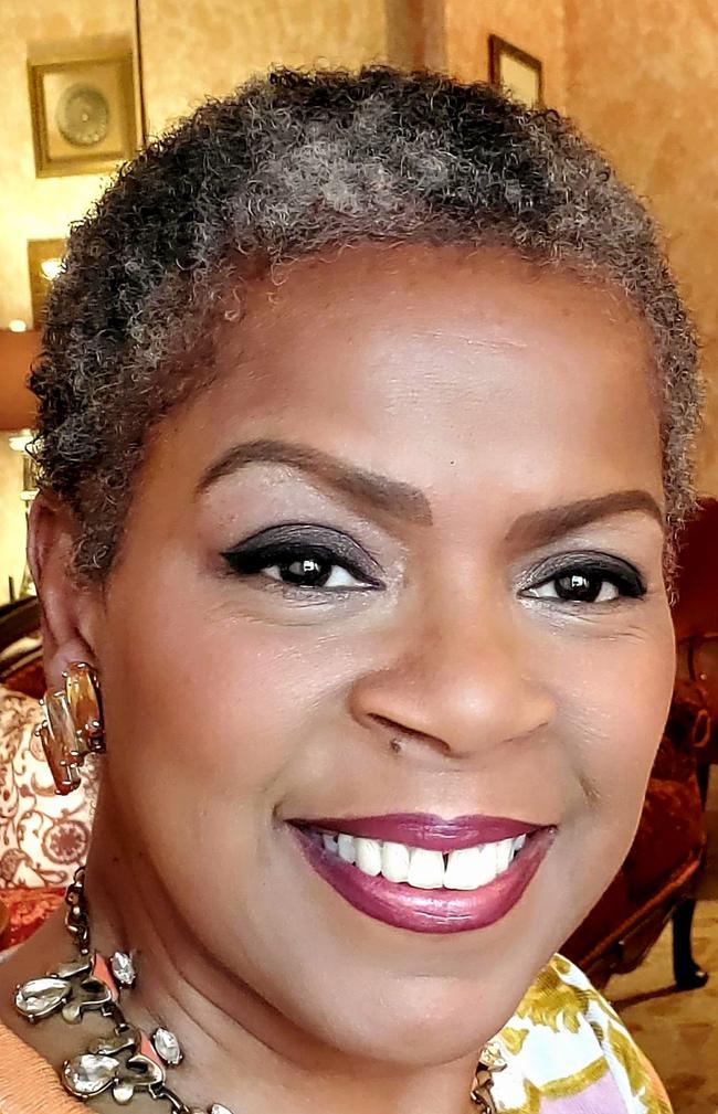 Photo of Melanie L. Swanson,