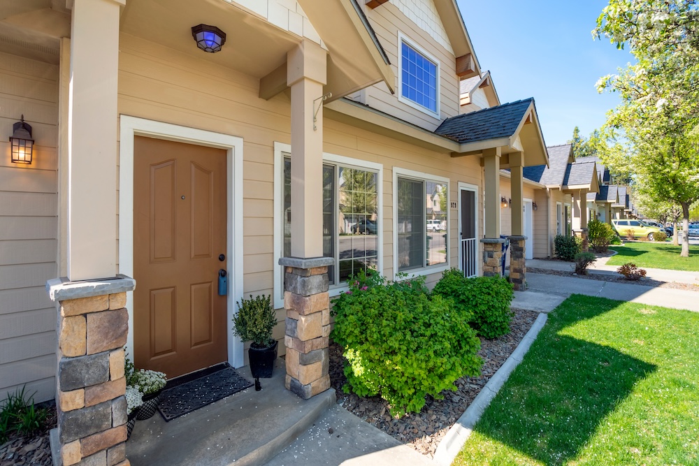 Why work with Century 21 Frontier for property management