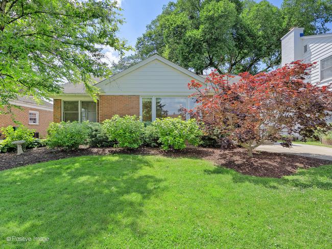 610 S. Madison, IL 60525