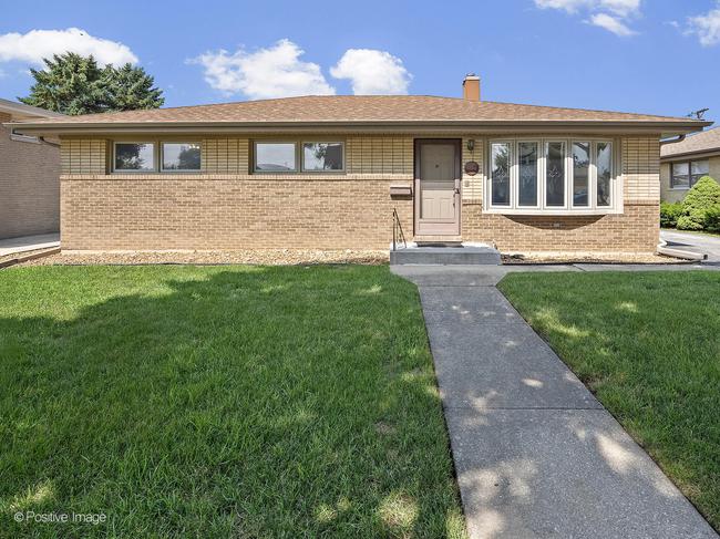 4614 Prairie Avenue, IL 60513