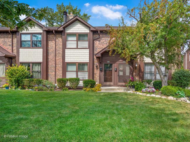 1105 W. Hillgrove Avenue, IL 60525