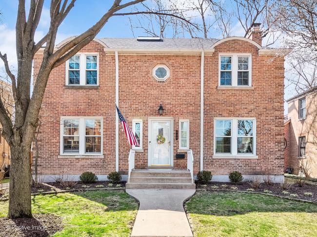 838 N. Kensington Avenue, IL 60526