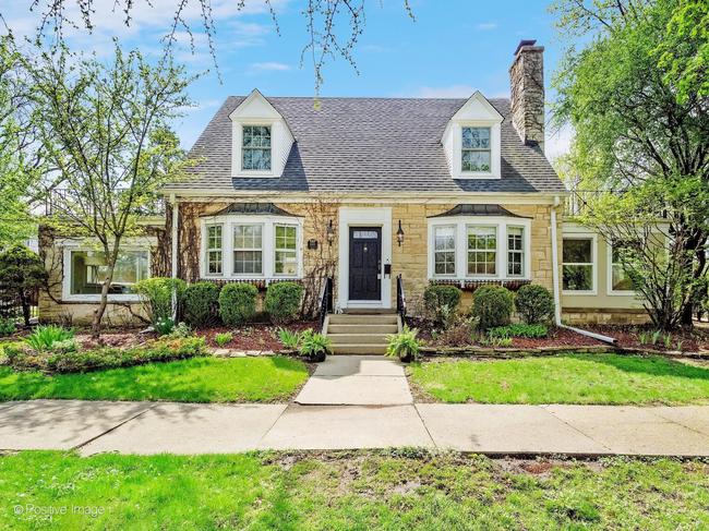1001 S. Brainard Avenue, IL 60525