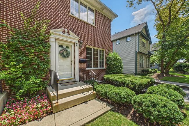 31 N. Madison Avenue, IL 60525