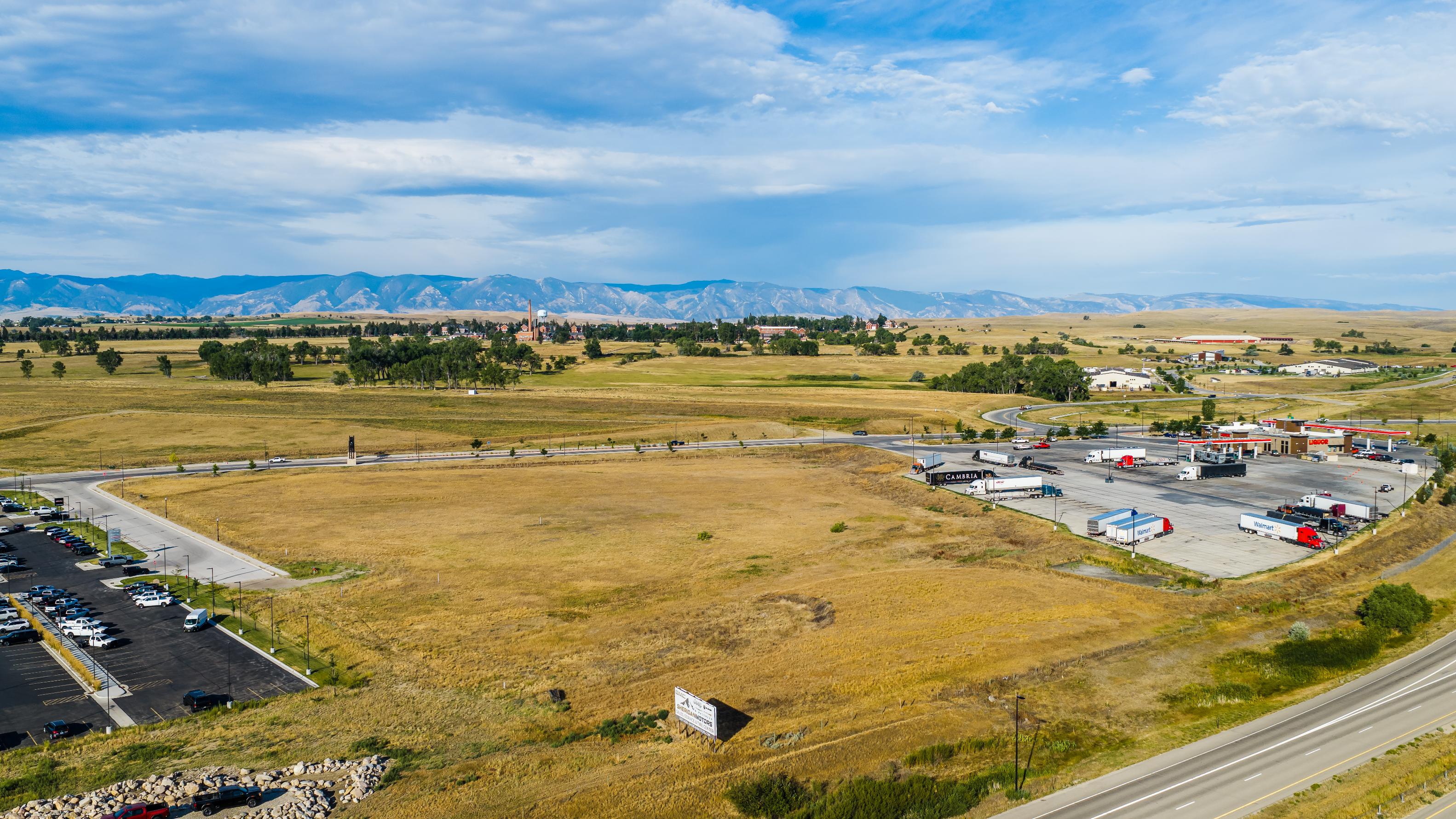 Wide aerial view of Eagle View Lot 1