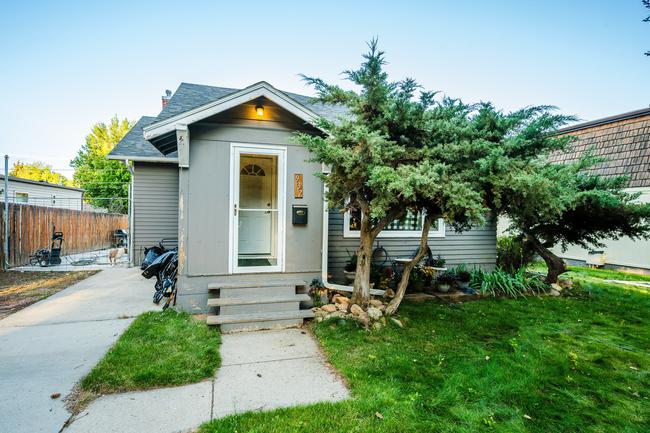 937 N Carrington Avenue, WY 82834