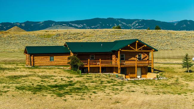 22 Johnson Creek Road, WY 82834