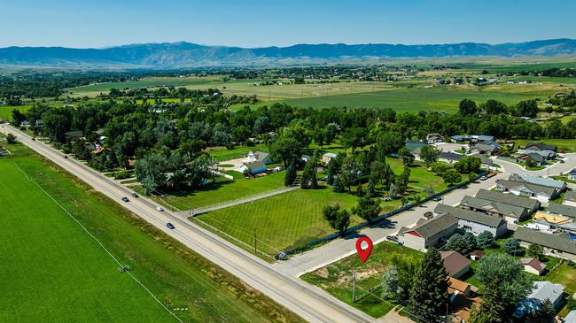 611,621,639,649,643 Creek Drive, WY 82801