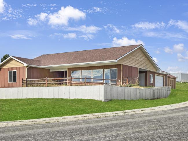 1233 Woodland Park Road, WY 82801