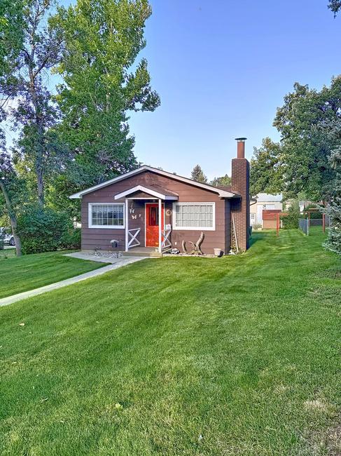 206 Cummings Avenue, WY 82834